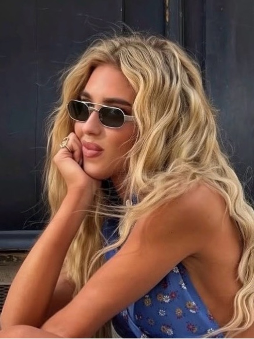 Miu Miu Envie Sunglasses
Amazonia lenses, antiqued grey
RRP $555